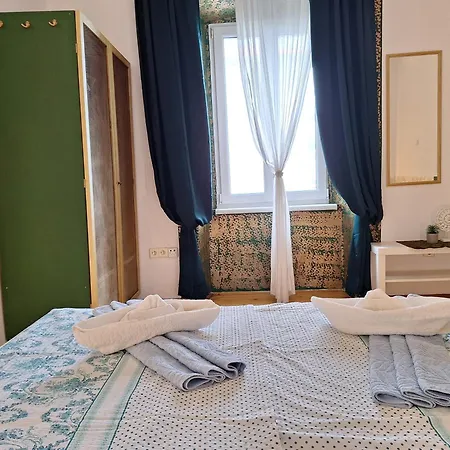 Old Town Gate Дубровник