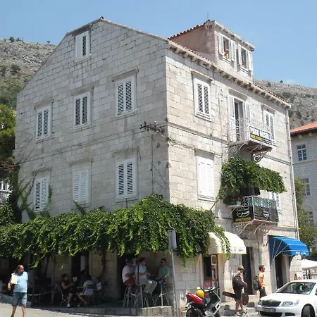 Гостевой дом Old Town Gate