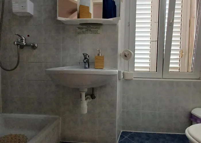 Old Town Gate Дубровник